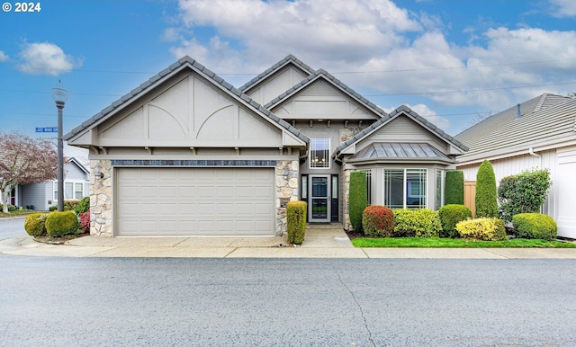 view of front facade with a garage