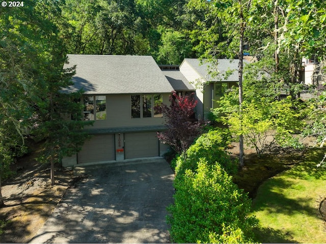 view of front of home featuring a garage