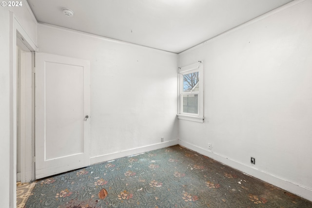 empty room with ornamental molding