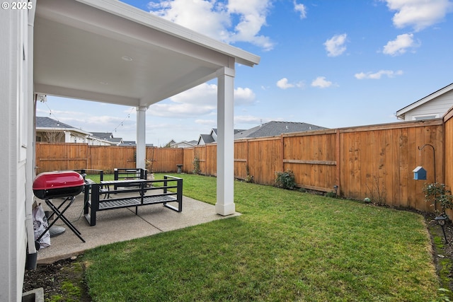 view of yard with a patio