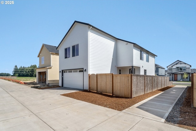 3104 S Kodiak St Unit Lt814, Cornelius, OR 97113 - view of side of property featuring a garage and driveway