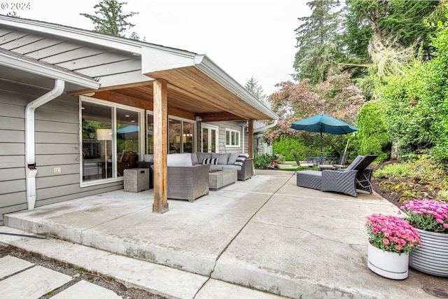 view of patio featuring an outdoor hangout area