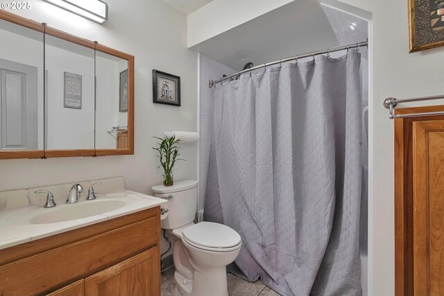 bathroom featuring a shower with shower curtain, vanity, a wall unit AC, tile patterned flooring, and toilet