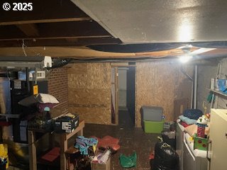 3214 W 10th St, The Dalles, OR 97058 - view of unfinished below grade area