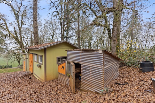 view of outbuilding