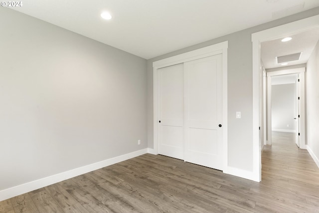 walk in closet featuring hardwood / wood-style floors