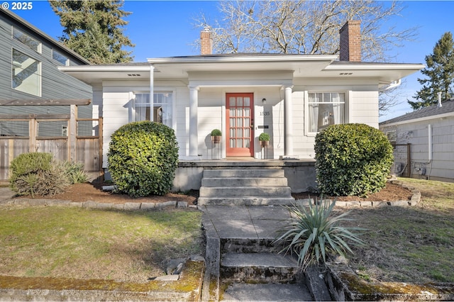 view of front of property featuring a porch