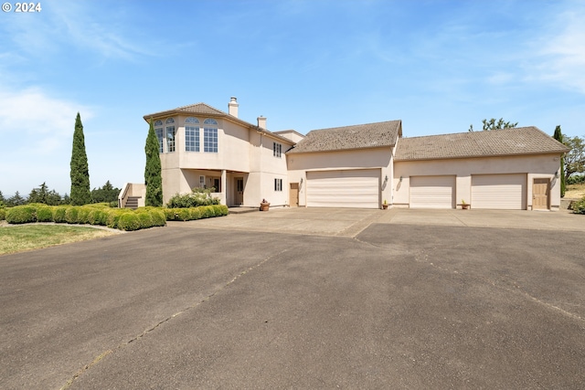 view of front facade with a garage