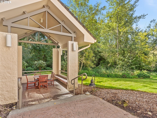 6665 W Burnside Rd Unit 413, Portland, OR 97210 - view of patio with a gazebo