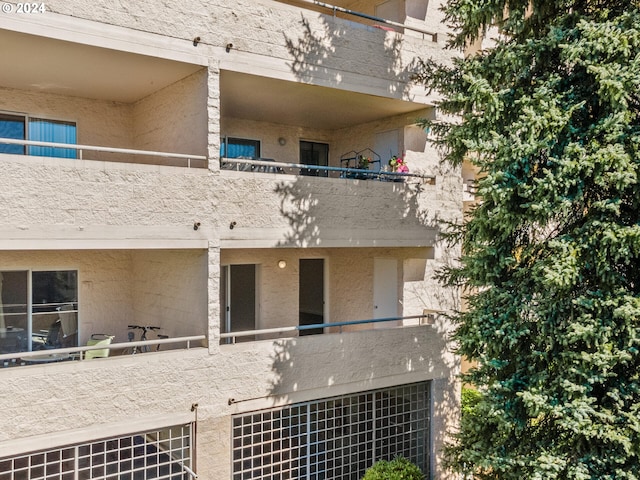 6665 W Burnside Rd Unit 413, Portland, OR 97210 - view of building exterior
