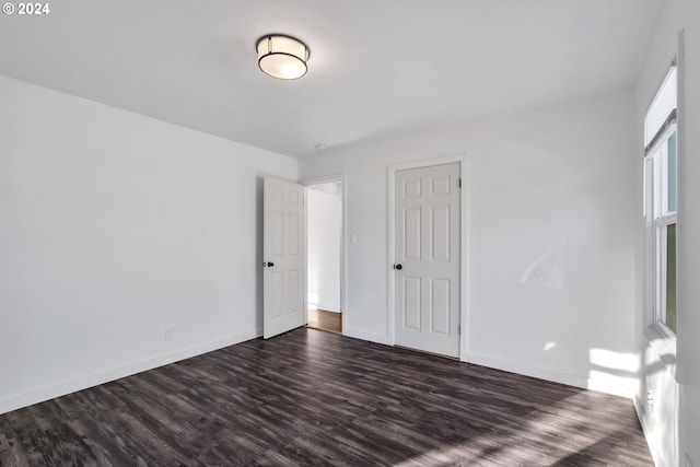 2746 Colorado St, Longview, WA 98632 - empty room with dark wood-type flooring and baseboards