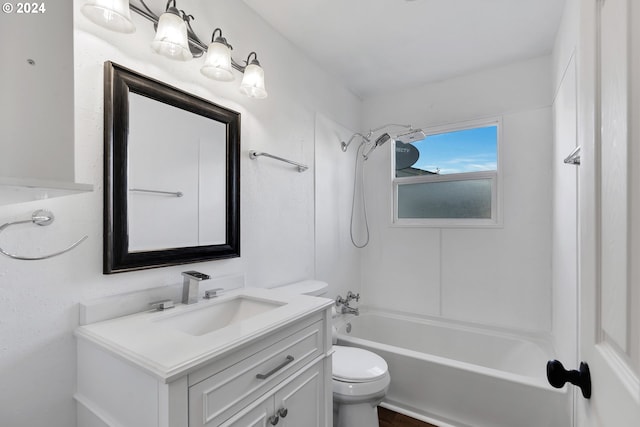 2746 Colorado St, Longview, WA 98632 - bathroom with vanity, toilet, and washtub / shower combination