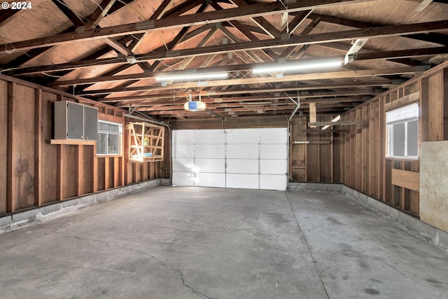 2746 Colorado St, Longview, WA 98632 - garage with a garage door opener