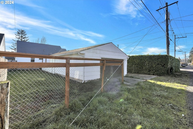 2746 Colorado St, Longview, WA 98632 - view of outdoor structure