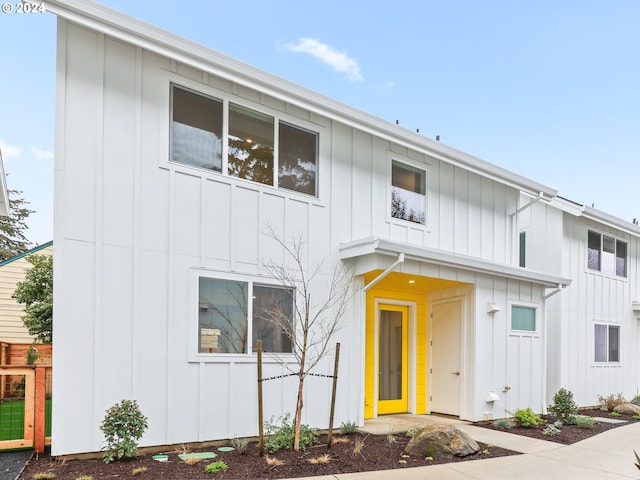 view of modern inspired farmhouse