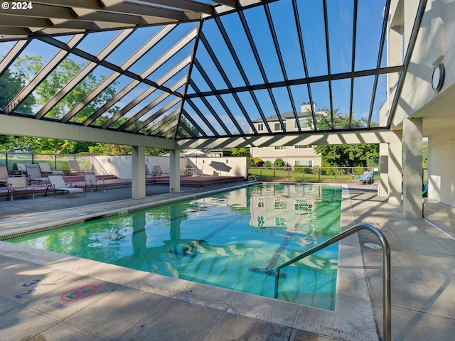 view of pool featuring a patio and outdoor lounge area