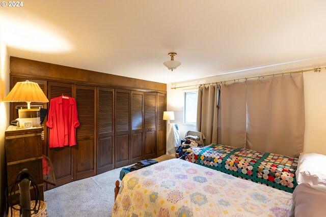 3465 Avalon Dr, Hood River, OR 97031 - bedroom with carpet floors