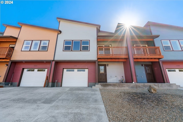 view of townhome / multi-family property