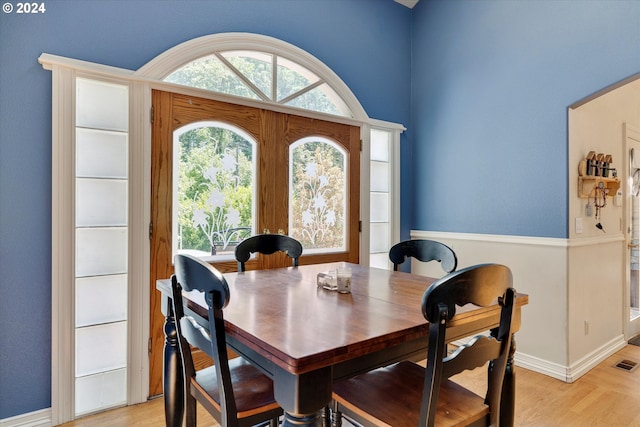 dining area featuring light hardwood / wood-style floors