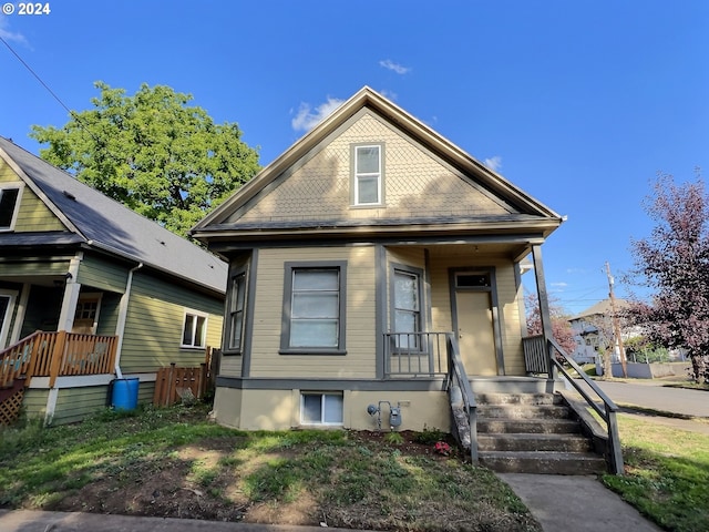 view of front of property with covered porch