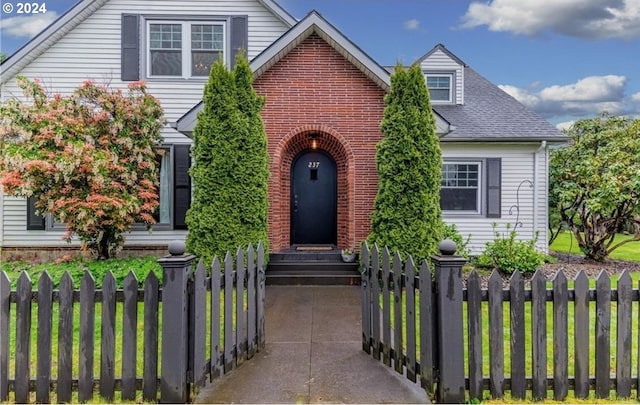 view of front of property