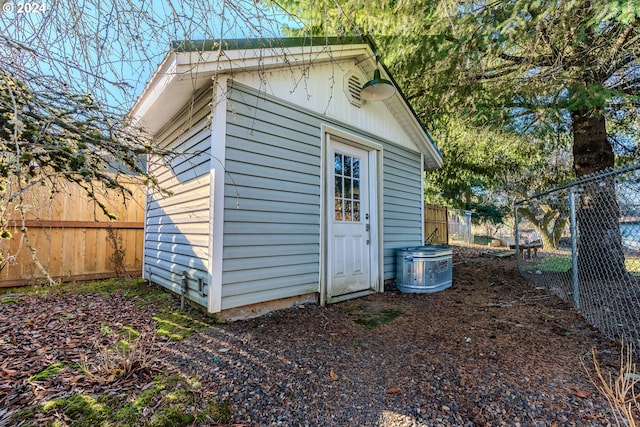 view of outbuilding