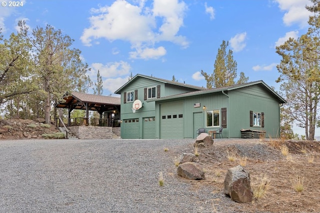 view of front of property featuring a garage