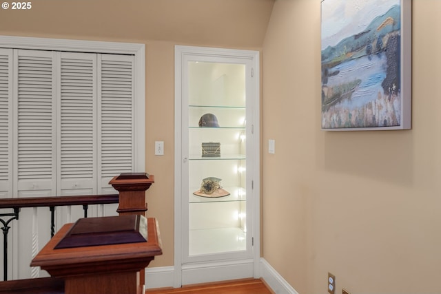2130 NE Klickitat St, Portland, OR 97212 - entryway featuring baseboards and wood finished floors
