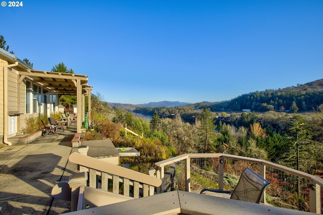 14115 N Bank Rd, Roseburg, OR 97470 - mountain view