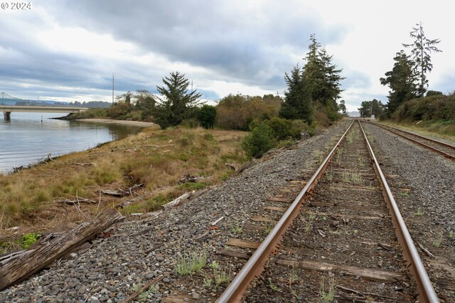 92851 Trans Pacific Ln, North Bend, OR 97459