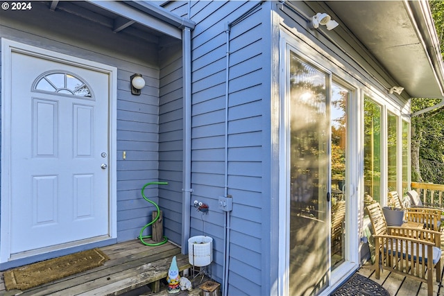 view of property entrance