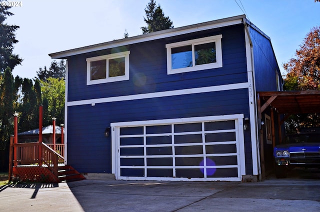 view of front of property featuring a garage