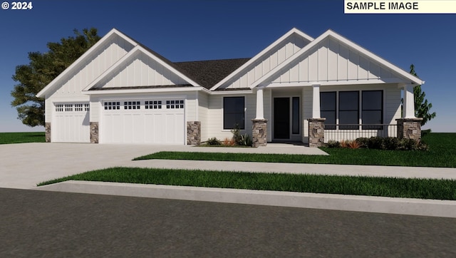 craftsman house featuring a garage, covered porch, and a front lawn