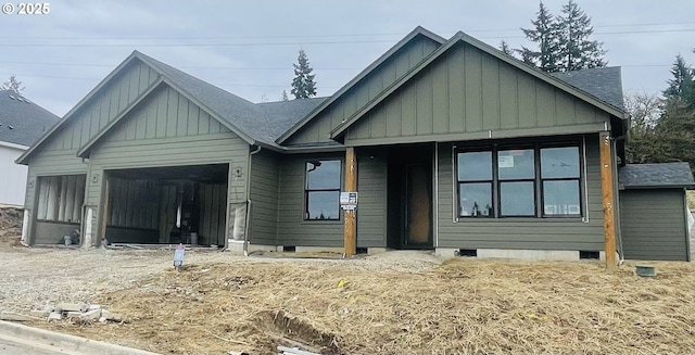 view of front of home featuring crawl space