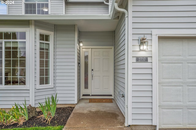 view of property entrance