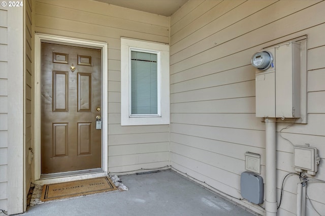 view of property entrance