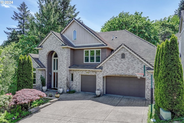 view of front of house featuring a garage