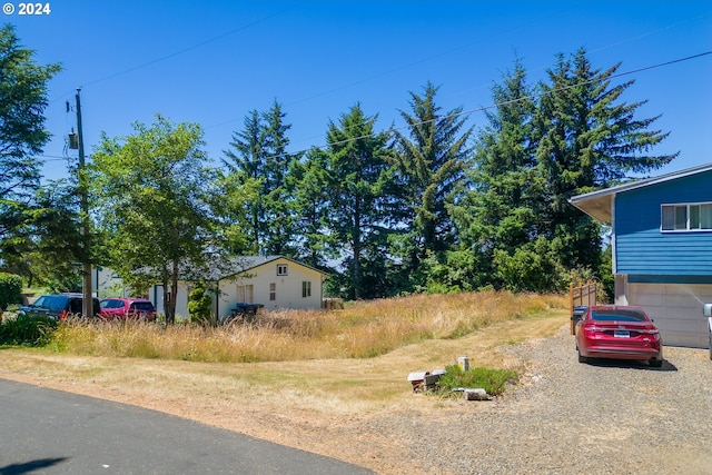 Listing photo 2 for 2118 NW Viewridge Dr, Waldport OR 97394