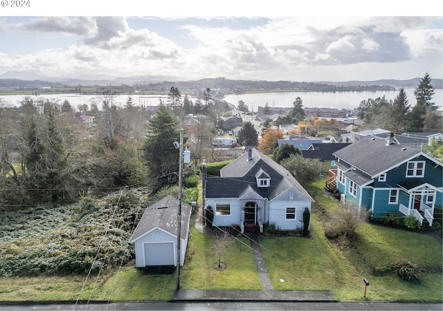 bird's eye view with a water view