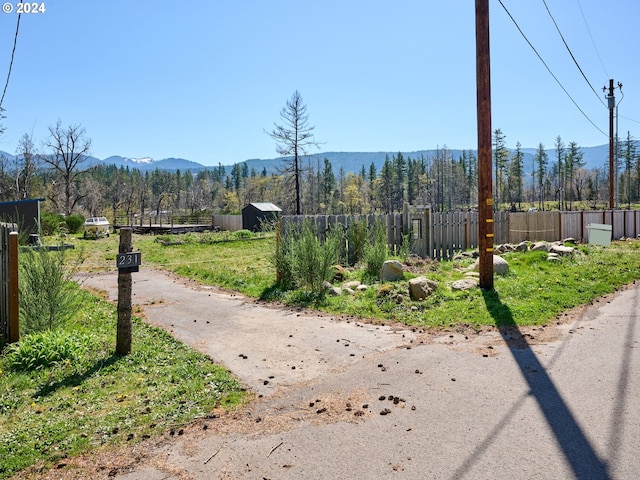 231 Dogwood Dr, Gates, OR 97346