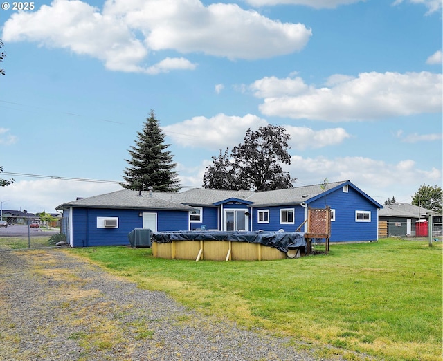 4837 Auburn Rd NE, Salem, OR 97301 - view of front of house featuring a front yard and a covered pool