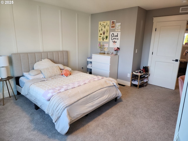 view of carpeted bedroom