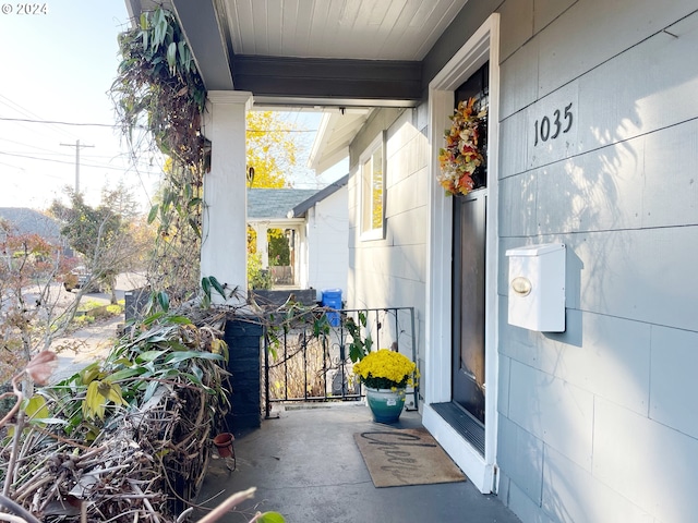 1035 NE Killingsworth St, Portland, OR 97211 - view of property entrance