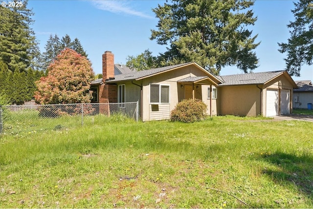 18495 SW Springfield St, Beaverton, OR 97078 - ranch-style home featuring a chimney and an attached garage