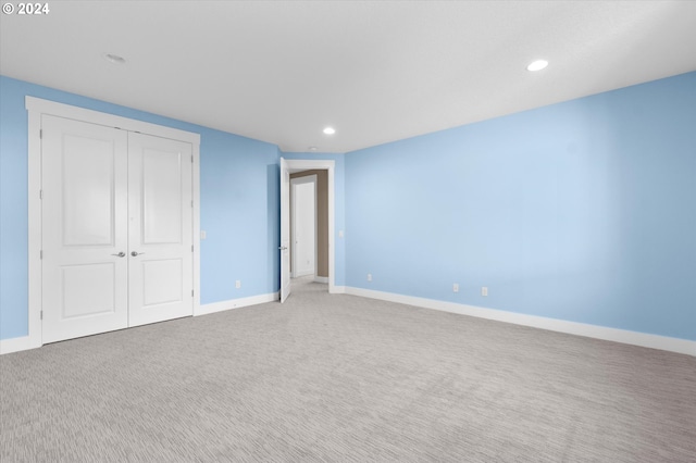 unfurnished bedroom featuring carpet floors