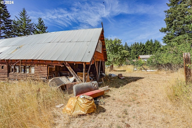 view of outdoor structure