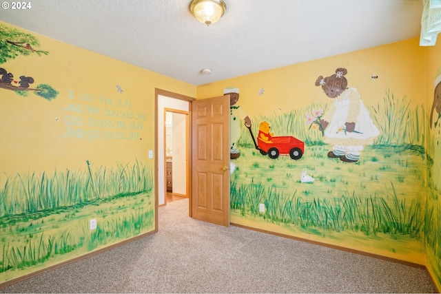 unfurnished bedroom featuring carpet flooring