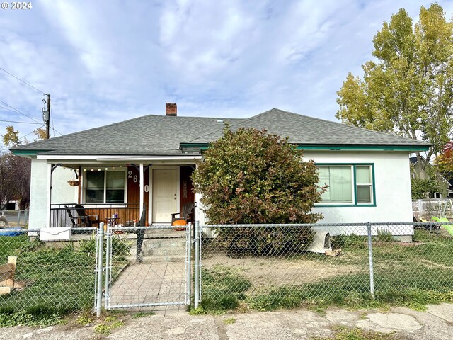 bungalow-style house featuring covered porch