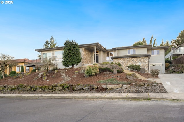 view of front of house with a garage