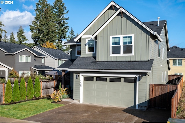 view of front facade featuring a garage